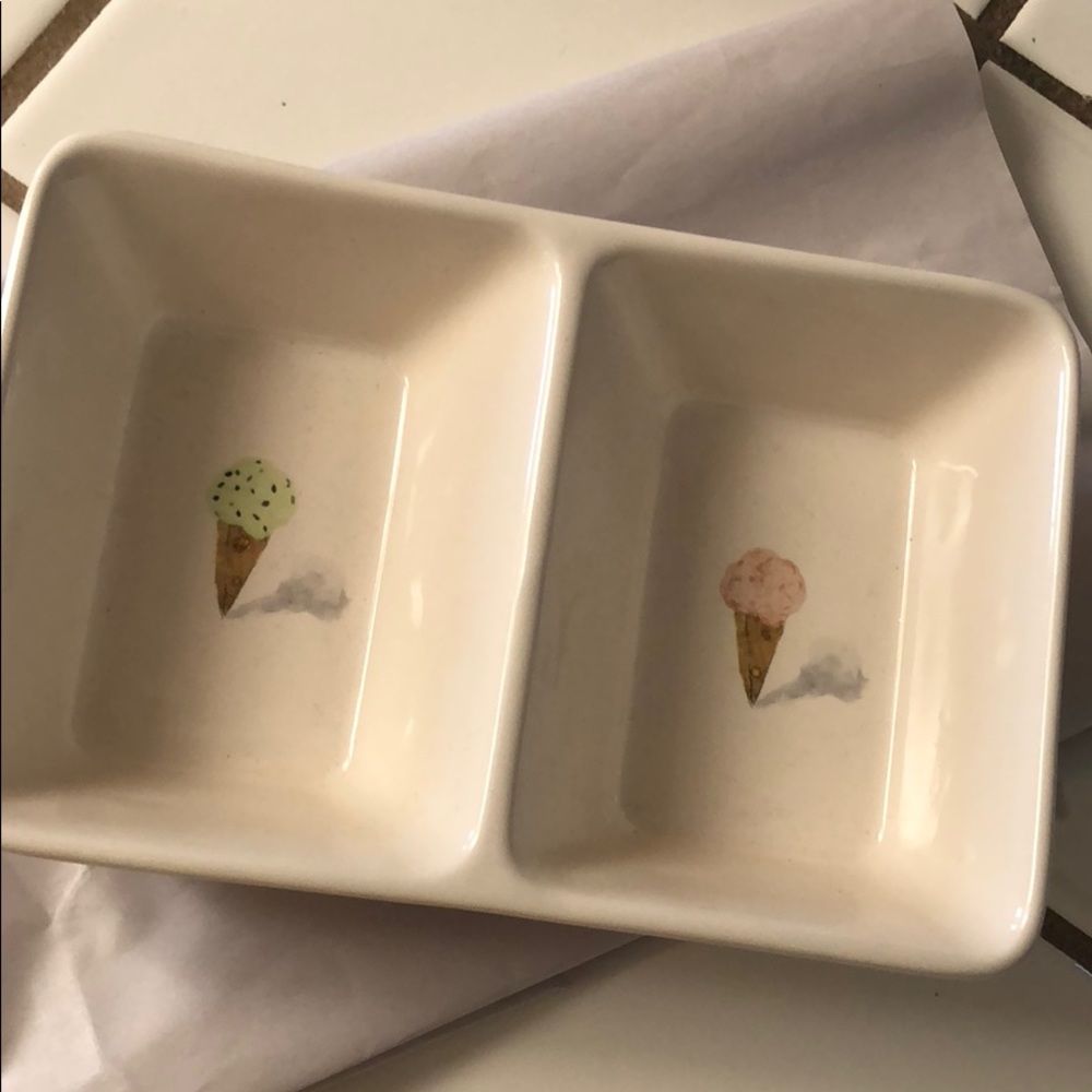 BRAND NEW! Rae Dunn Original Ice Cream Dish!